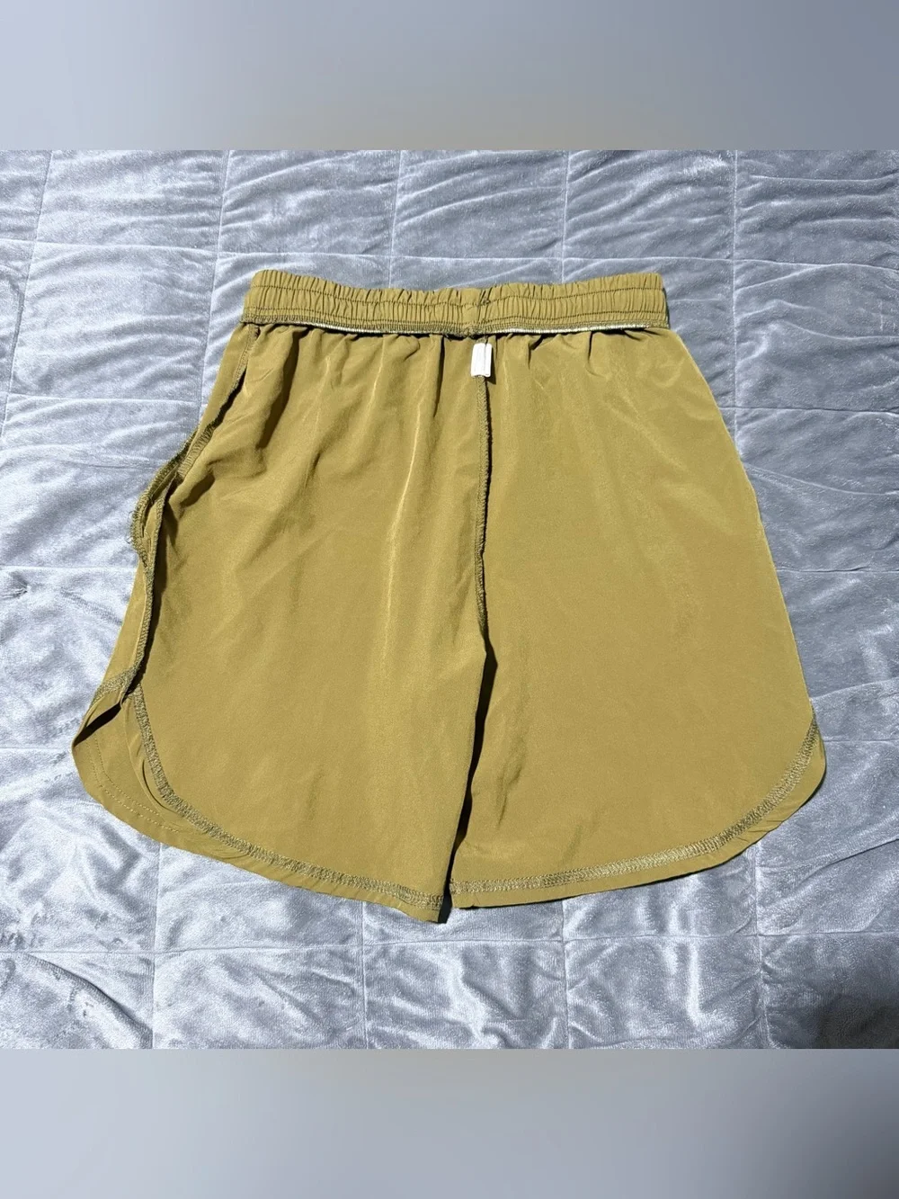 Gigante Gym Wolves XL Olive Green Athletic Shorts USA Hawaii Flags
